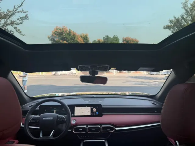 Jetour X70 Plus — Фото автомобиля 11