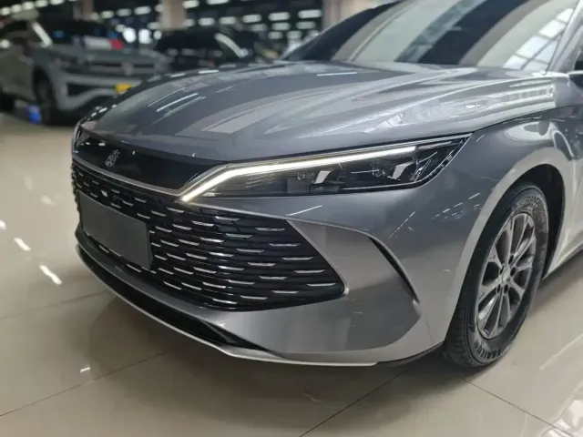 BYD Qin L — Фото автомобиля 20