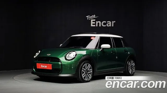 Фотография автомобиля — MINI Cooper 4th Gen