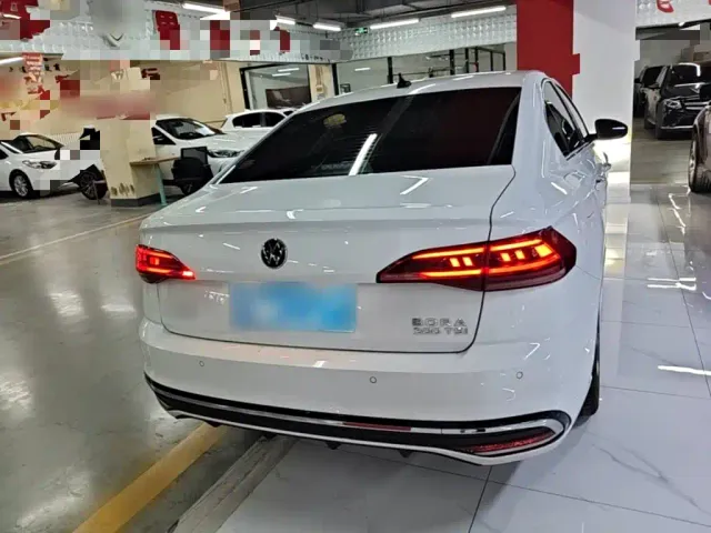 Volkswagen Bora — Фото автомобиля 5