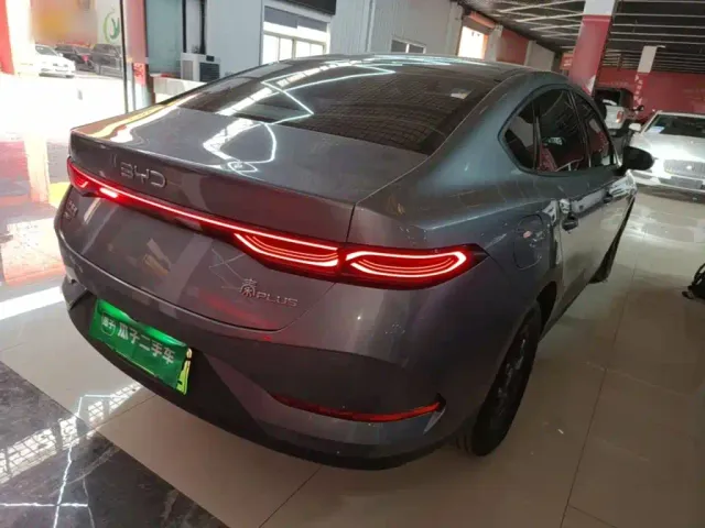 BYD Qin PLUS — Фото автомобиля 6