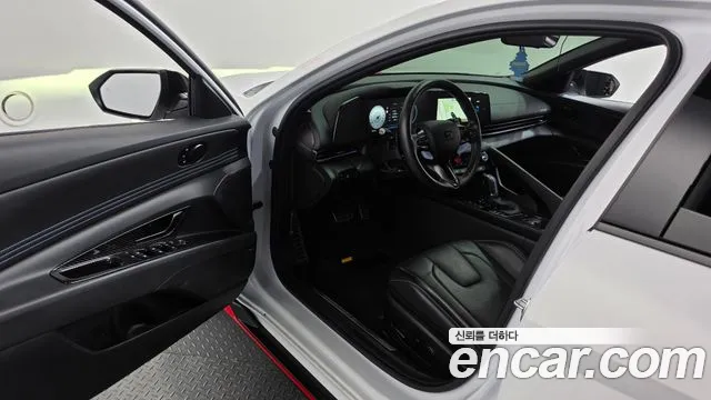 Hyundai Avante CN7 — Фото автомобиля 10