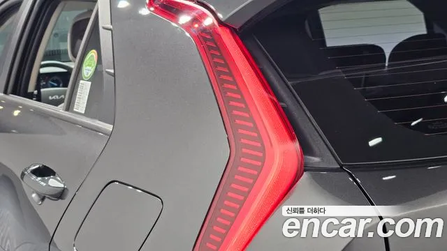 Kia Niro The All New Niro — Фото автомобиля 8