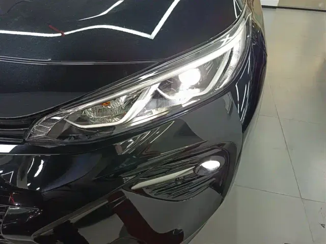 Toyota Wildlander — Фото автомобиля 17