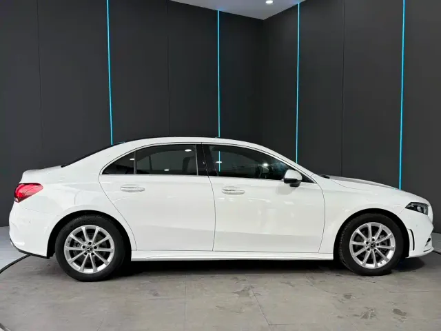 Mercedes-Benz A-Class — Фото автомобиля 5