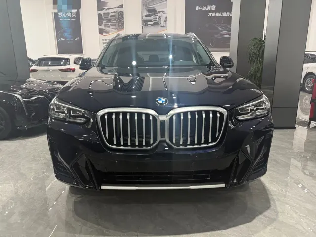 BMW X3 — Фото автомобиля 2