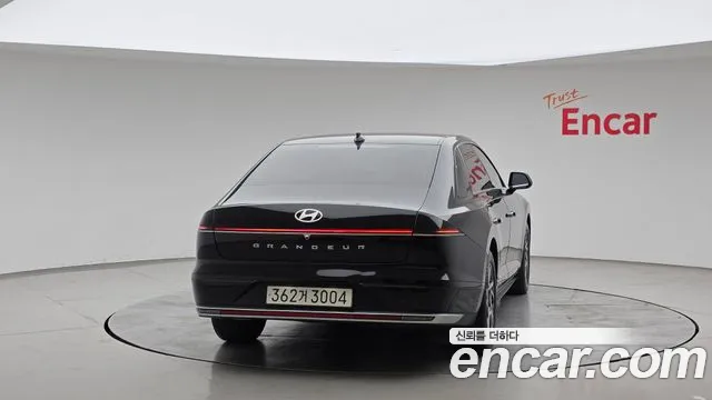 Hyundai Grandeur GN7 — Фото автомобиля 4