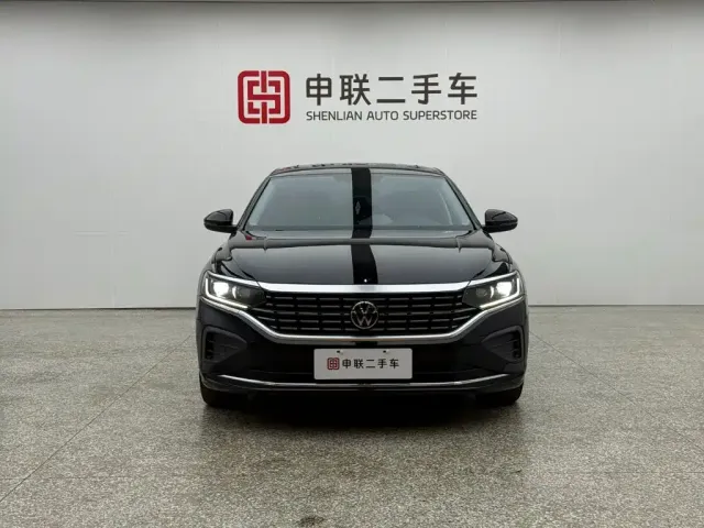 Volkswagen Passat — Фото автомобиля 5