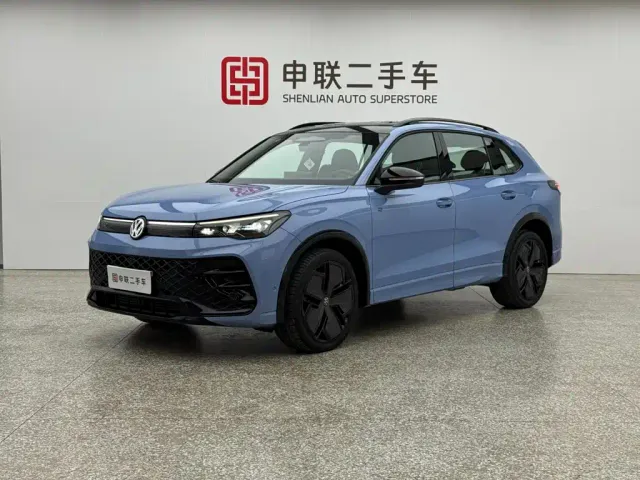 Фотография автомобиля — Volkswagen Tiguan L