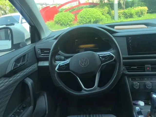 Volkswagen Tharu — Фото автомобиля 2