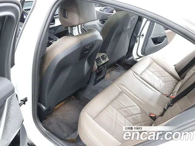 BMW 5-Series — Фото автомобиля 16