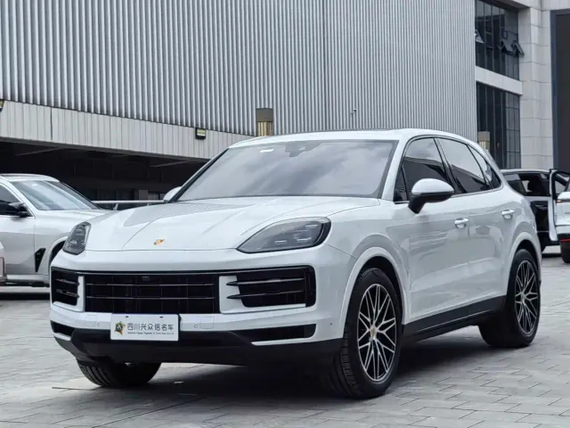 Фотография автомобиля — Porsche Cayenne
