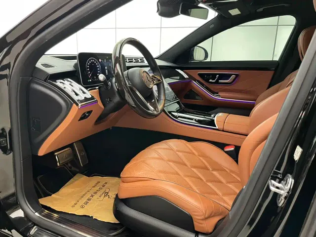 Mercedes-Benz Maybach S-Class — Фото автомобиля 16
