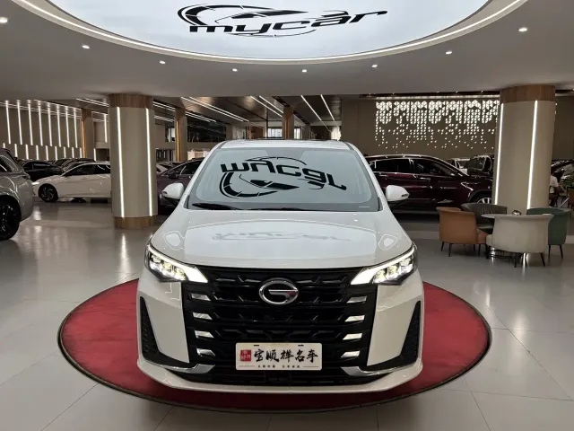 GAC Trumpchi M6 — Фото автомобиля 2