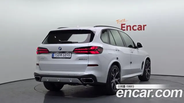 BMW X5 — Фото автомобиля 2