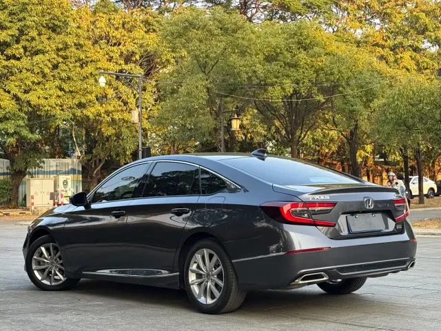 Honda Accord — Фото автомобиля 19