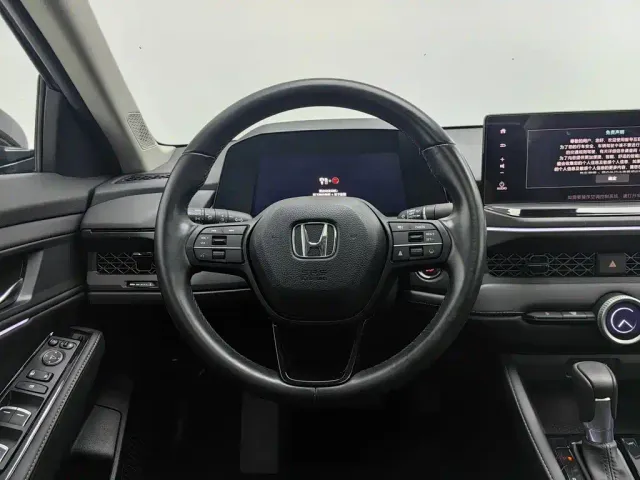 Honda Accord — Фото автомобиля 11