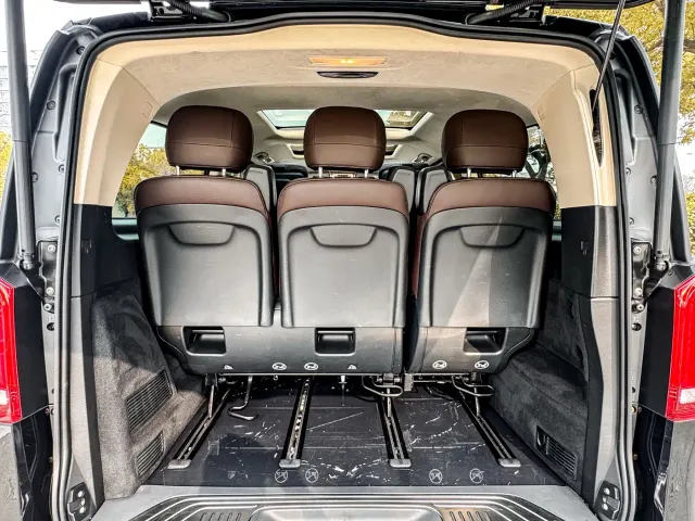 Mercedes-Benz V-Class — Фото автомобиля 25