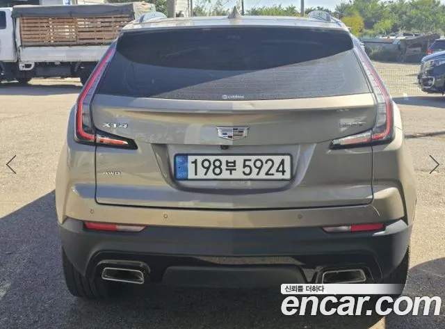 Cadillac XT4 — Фото автомобиля 9