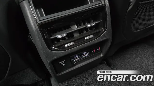Jeep Cherokee WL — Фото автомобиля 18