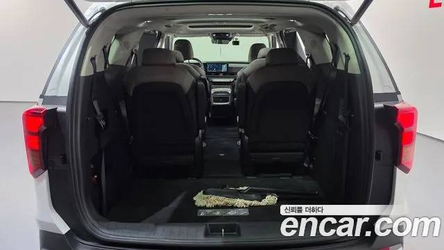 Kia Carnival 4th Gen — Фото автомобиля 25