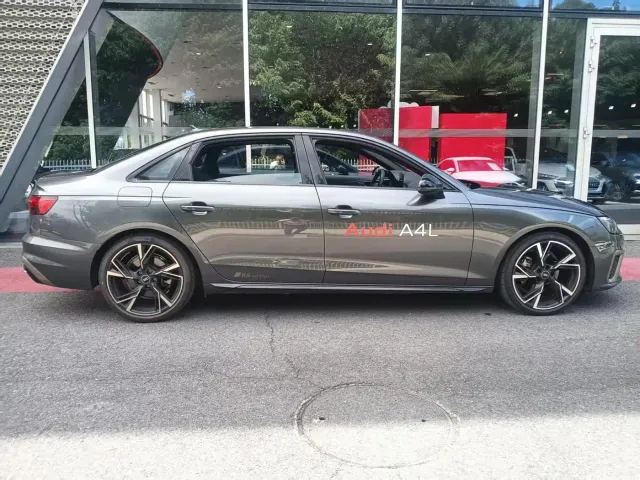 Audi A4L — Фото автомобиля 16
