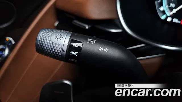Genesis G80 Бензин 2.5 турбо AWD — Фото автомобиля 17