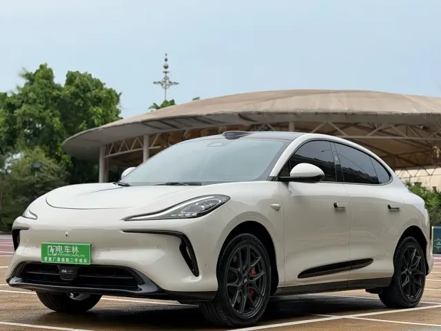 Фотография автомобиля — IM Motors LS6