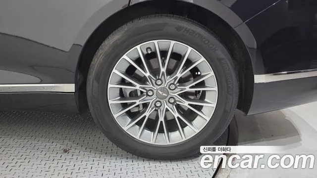 Genesis G80 RG3 — Фото автомобиля 6