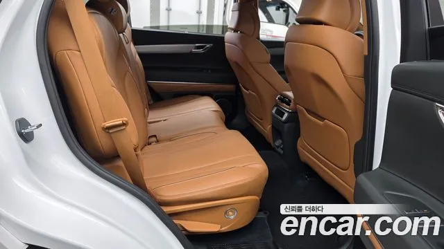 Genesis GV80 — Фото автомобиля 17