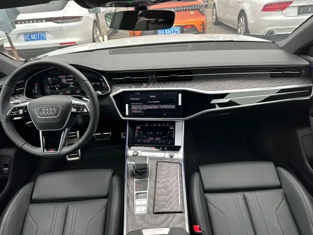 Audi A7 — Фото автомобиля 12