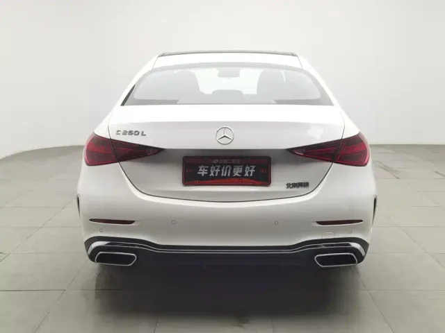Mercedes-Benz C-Class — Фото автомобиля 4