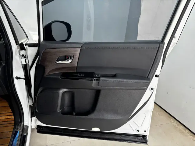 Honda Odyssey — Фото автомобиля 24