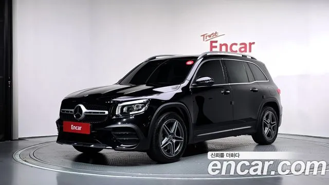 Фотография автомобиля — Mercedes-Benz GLB-Class
