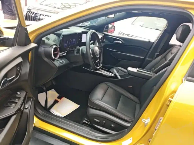 Chevrolet Seeker — Фото автомобиля 15