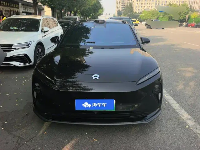 Nio ET5 Touring — Фото автомобиля 2