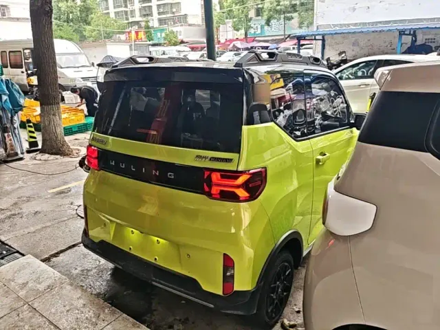 Wuling Hongguang Mini EV — Фото автомобиля 6