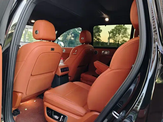 Li Auto L9 — Фото автомобиля 5