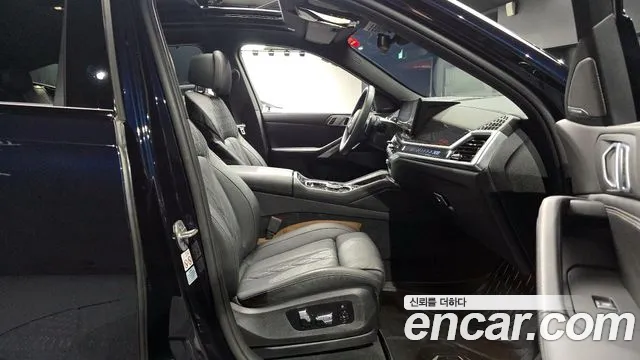BMW X6 xDrive40i M Sport — Фото автомобиля 20