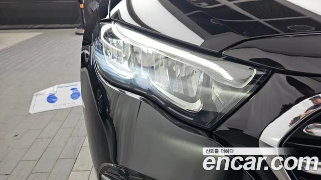 Mercedes-Benz E-Class — Фото автомобиля 20