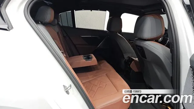 BMW 5-Series 5 серия (G60) 530i xDrive M Sport — Фото автомобиля 11