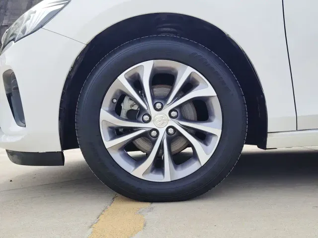 Buick Verano — Фото автомобиля 6