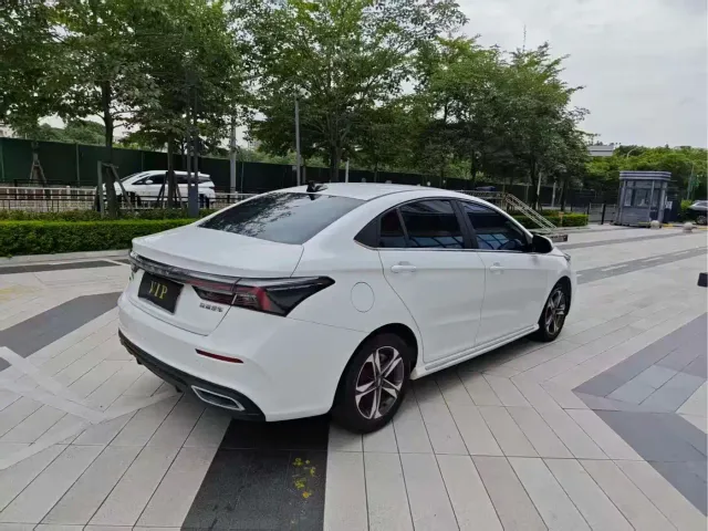 Chery Arrizo 5 PLUS — Фото автомобиля 7