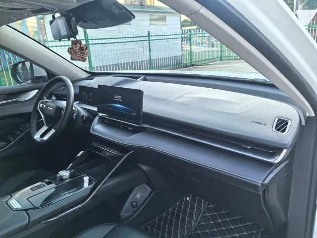 Haval H6 — Фото автомобиля 13