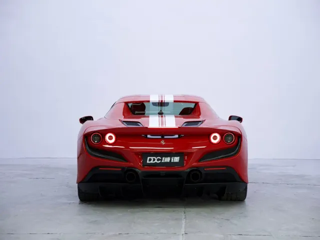 Ferrari F8 — Фото автомобиля 6