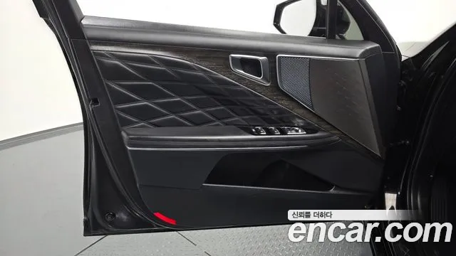 Kia K8 Signature — Фото автомобиля 20