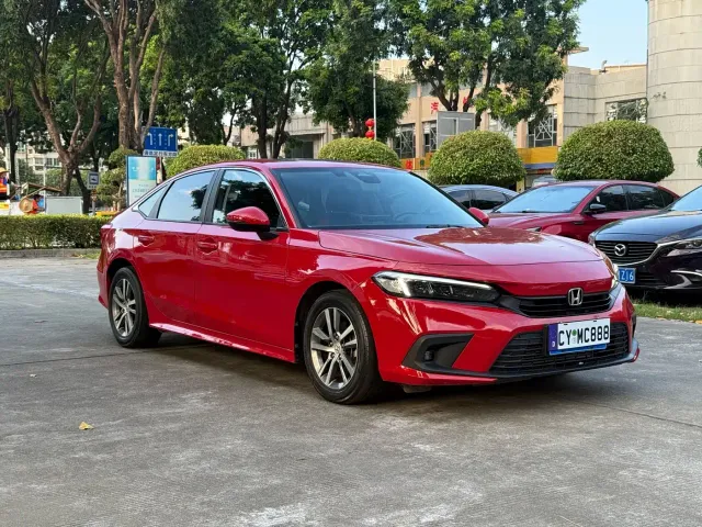 Honda Civic — Фото автомобиля 3