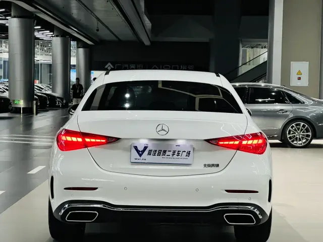 Mercedes-Benz C-Class — Фото автомобиля 8