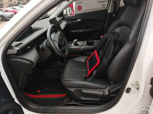 Changan Lamore — Фото автомобиля 14
