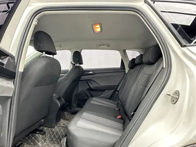 Volkswagen Tharu — Фото автомобиля 5